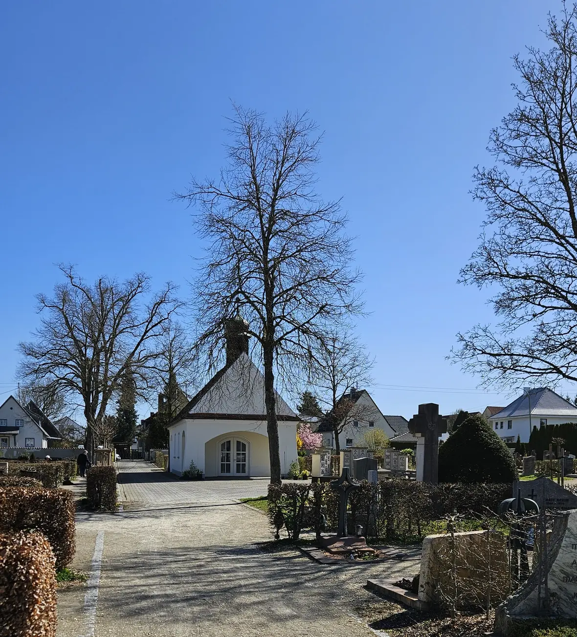 2025-04-10_10-33-14-friedhof_pfaffenhofen