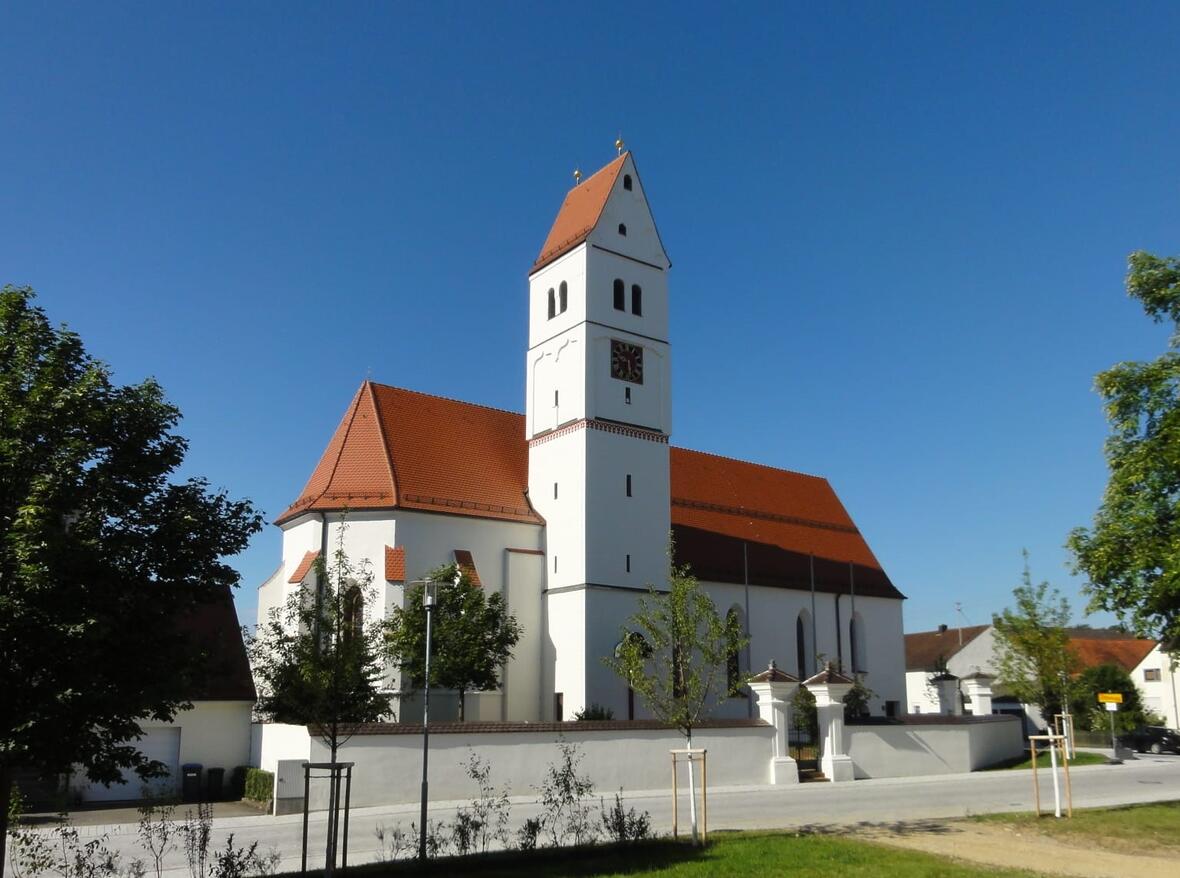 2025-05-08_13-58-09-kirche_holzheim_2